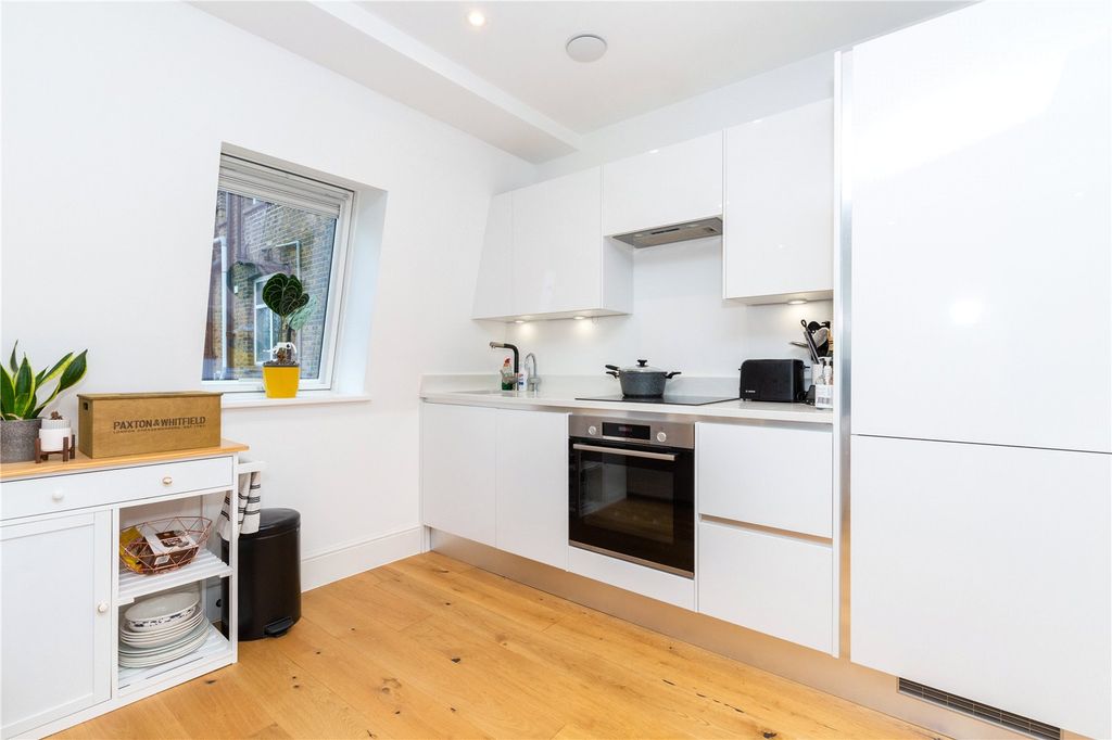 Property photo 3 of 13 Open Plan Kitchen