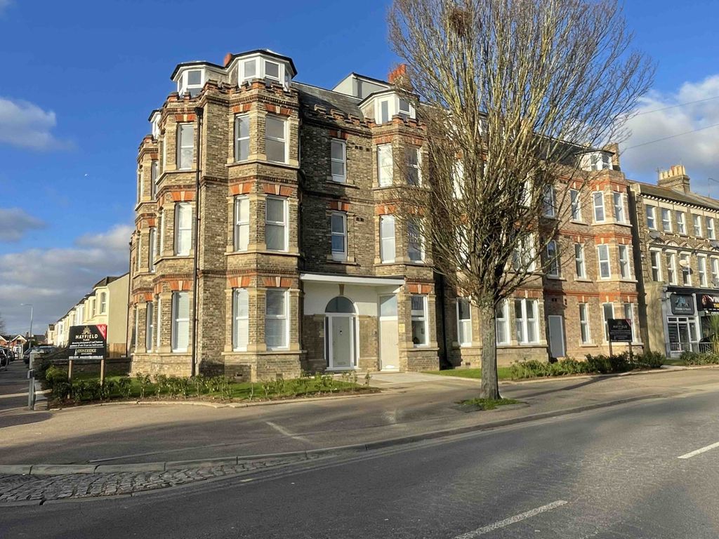 Property photo 1 of 7 New Build 2 Bedroom First Floor Flat In Mayfield Place, Station Road, Clacton On Sea, Essex