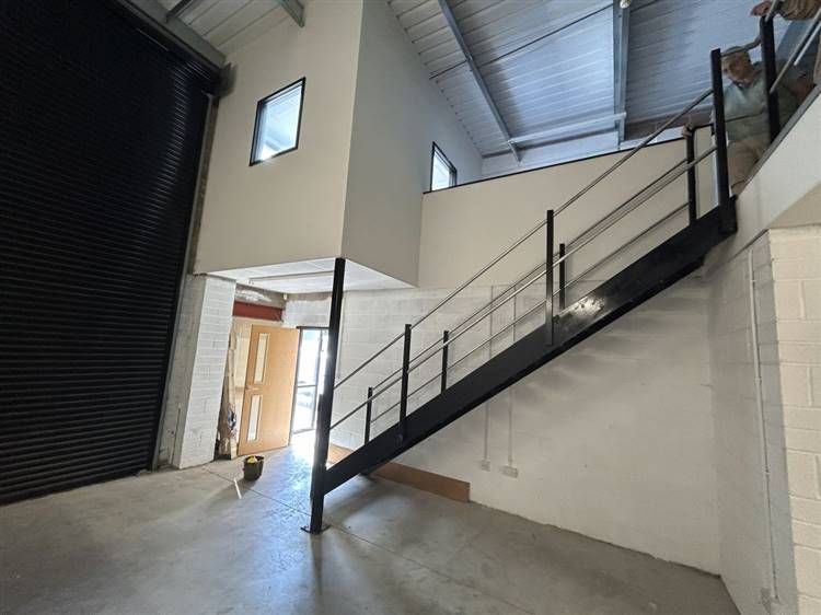 Property photo 3 of 8