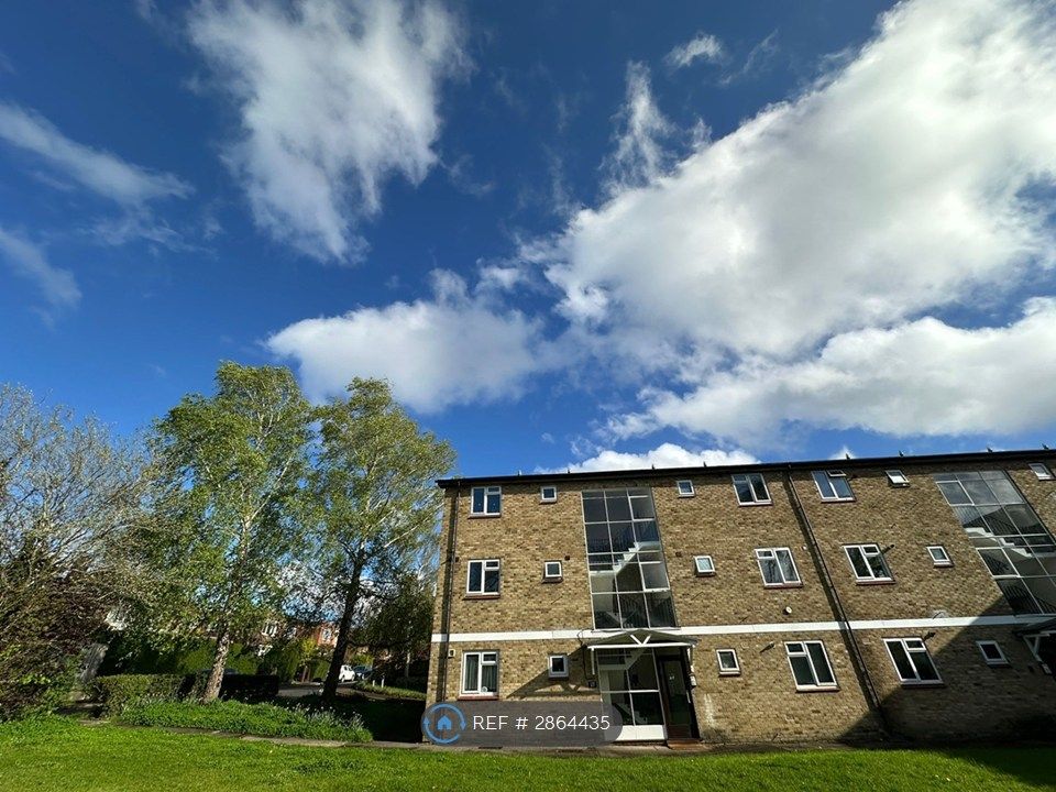 Property photo 2 of 14