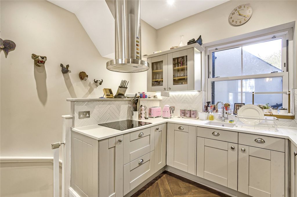 Property photo 3 of 10 Picture No. 17