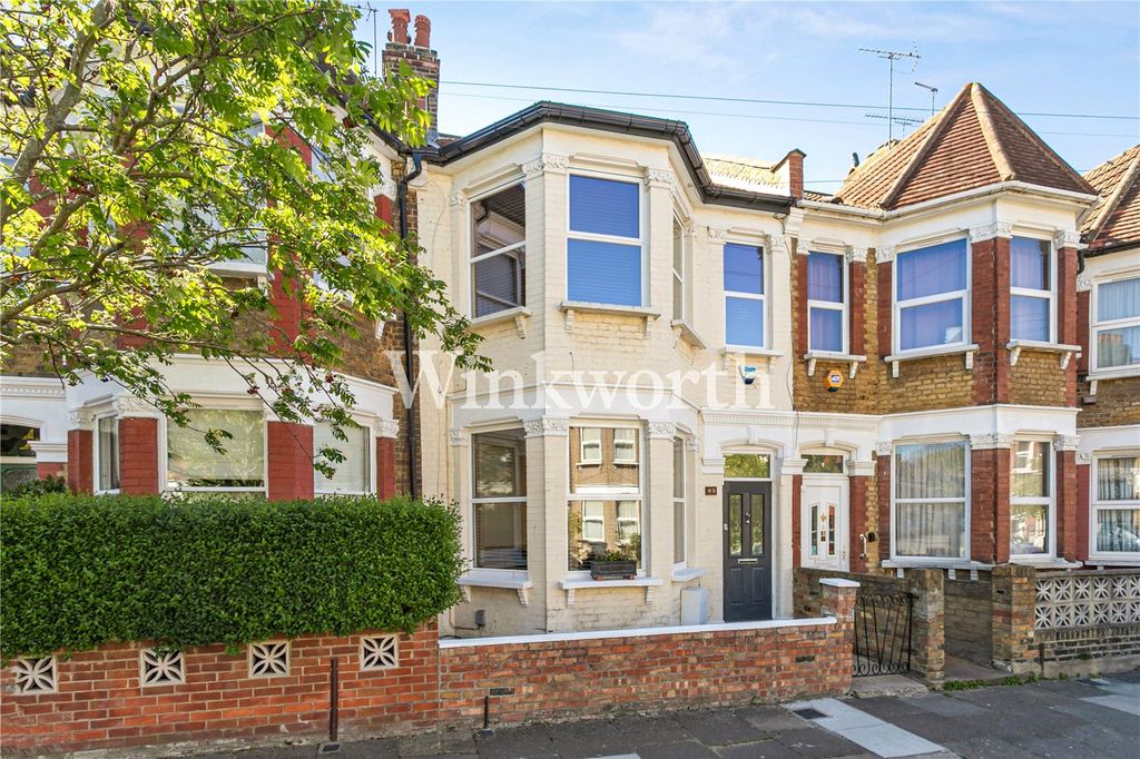 Property photo 1 of 18 Picture No. 16