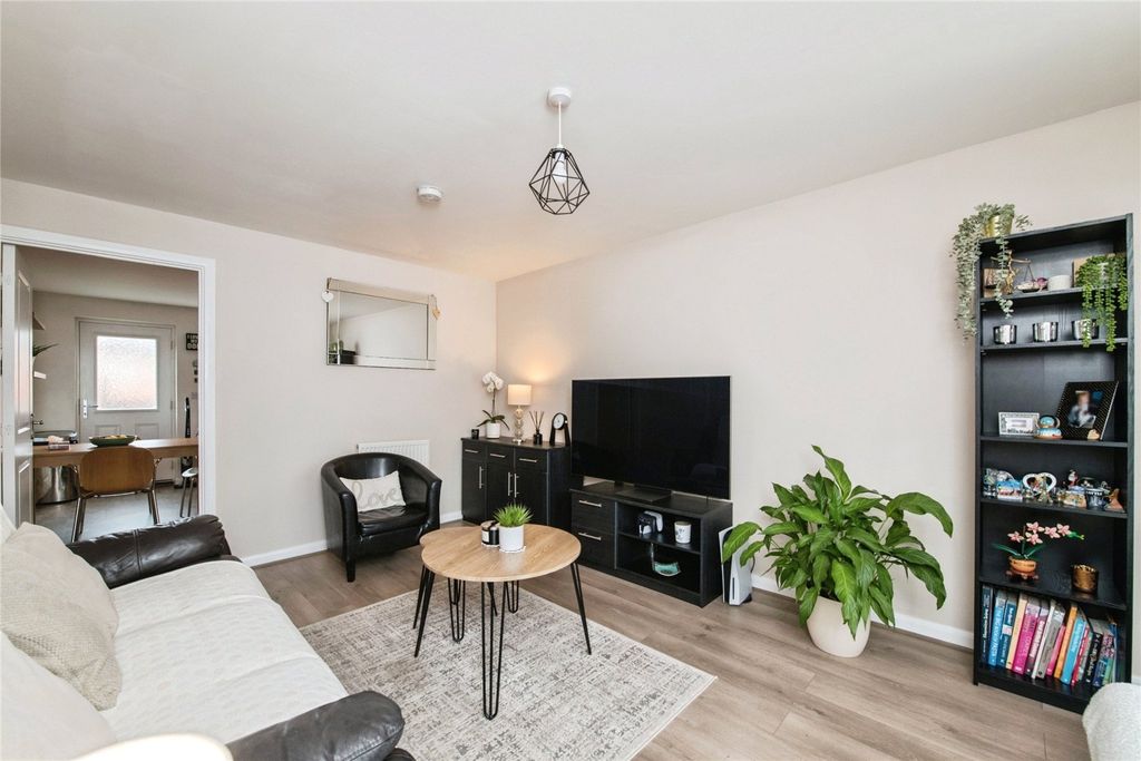 Property photo 2 of 13 Picture No. 02