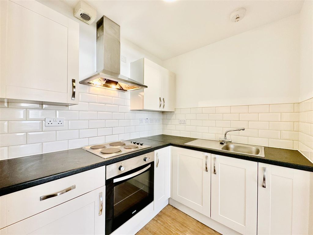 Property photo 2 of 12 Kitchen.Jpg