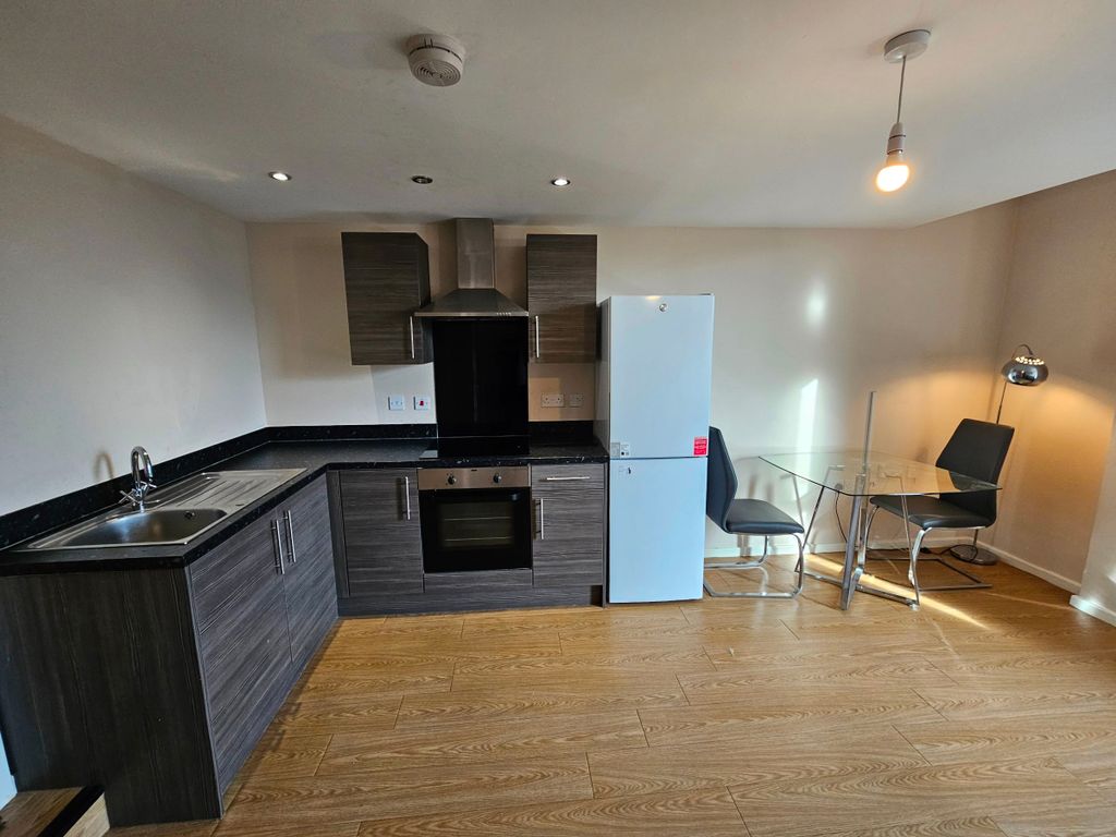 Property photo 2 of 13