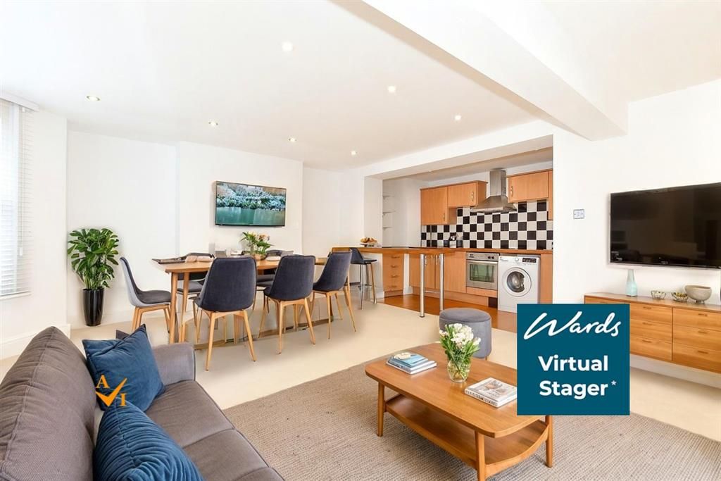 Property photo 3 of 12 Lounge (Contemporary Style)