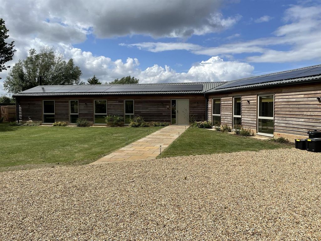 Property photo 2 of 20 19.Jpg