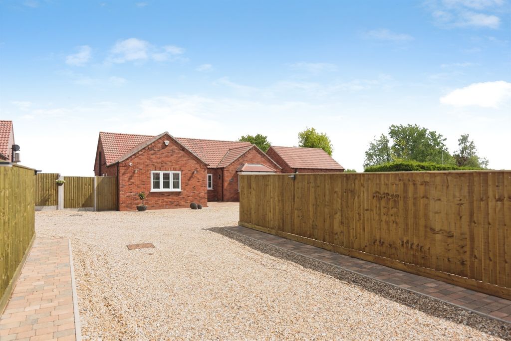 Additional image 21 of 3 bed detached bungalow for saleMain Road, Maltby Le Marsh, Alford LN13