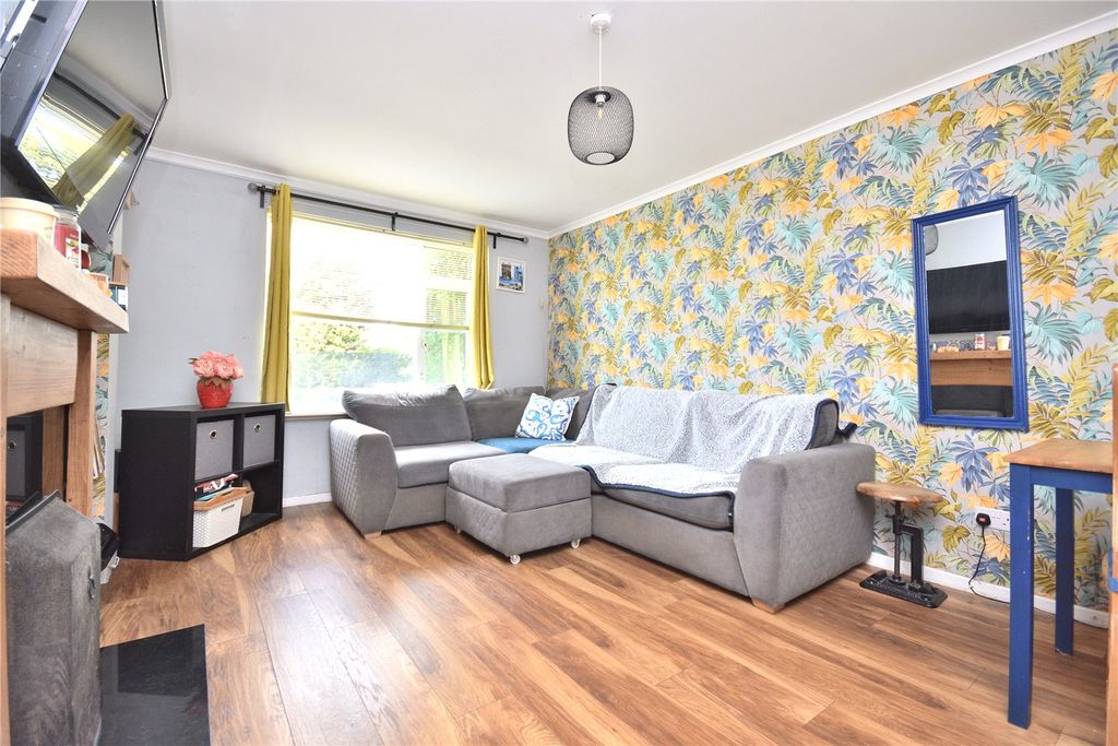 Property photo 2 of 11 Picture No. 08