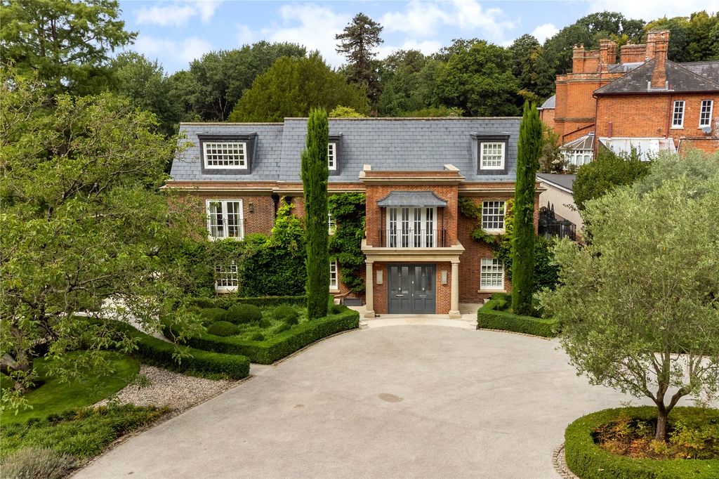 Property photo 1 of 24 Picture No. 28