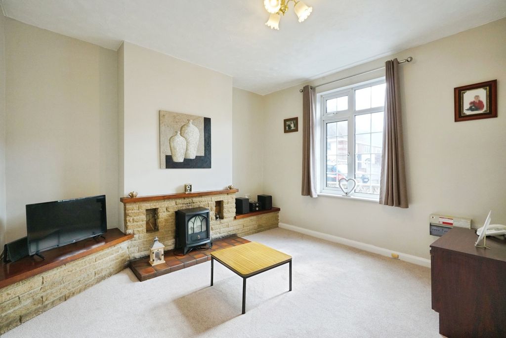 Property photo 2 of 13 Photo