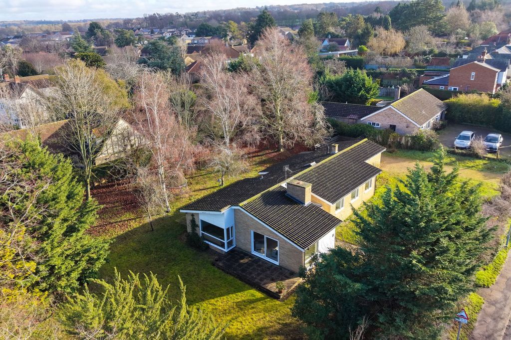 Property photo 1 of 21