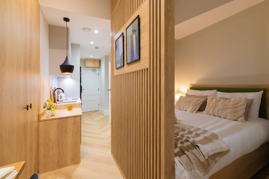 Property photo 3 of 7