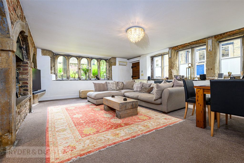 Property photo 2 of 23 Picture No. 09