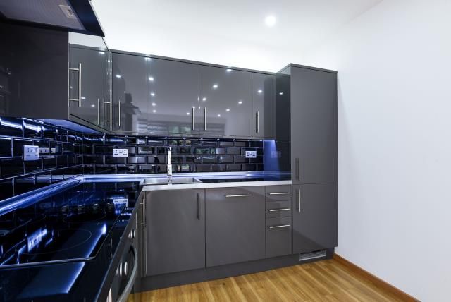 Property photo 1 of 10 Kitchen