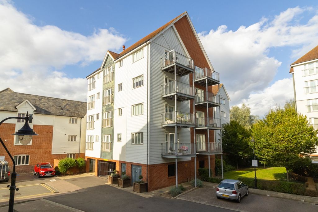 Property photo 1 of 18 3793623