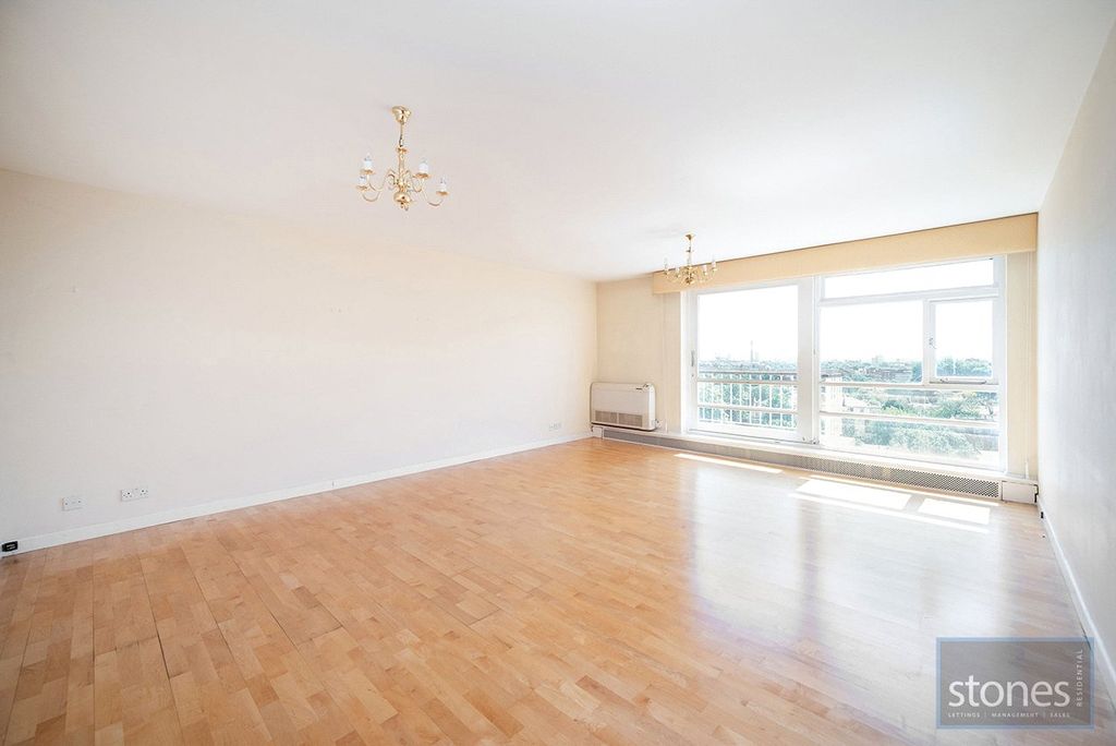 Property photo 1 of 16 Picture No. 03