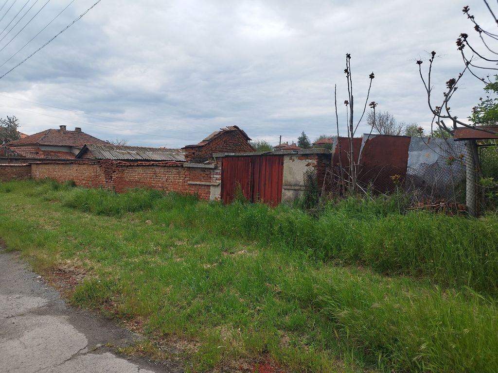 Property photo 3 of 3