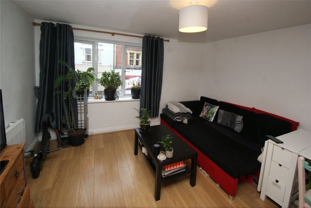 Property photo 2 of 4 Picture No. 06