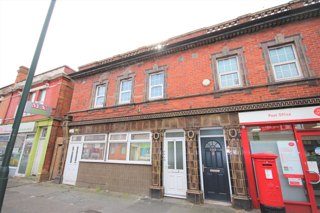 Property photo 1 of 9