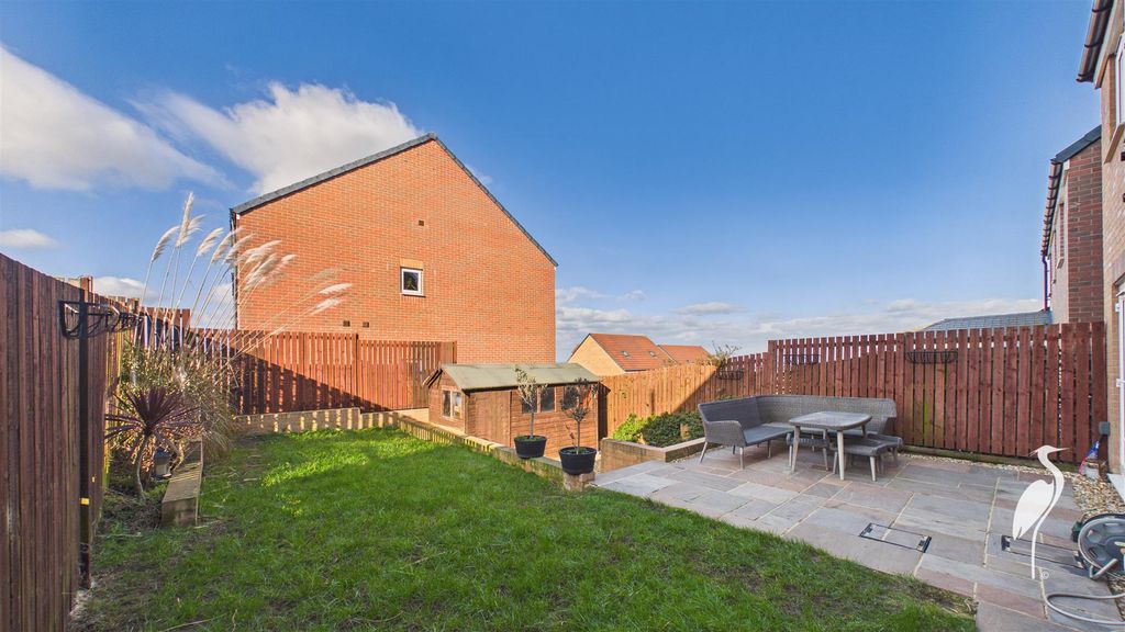 Property photo 2 of 31 Outside