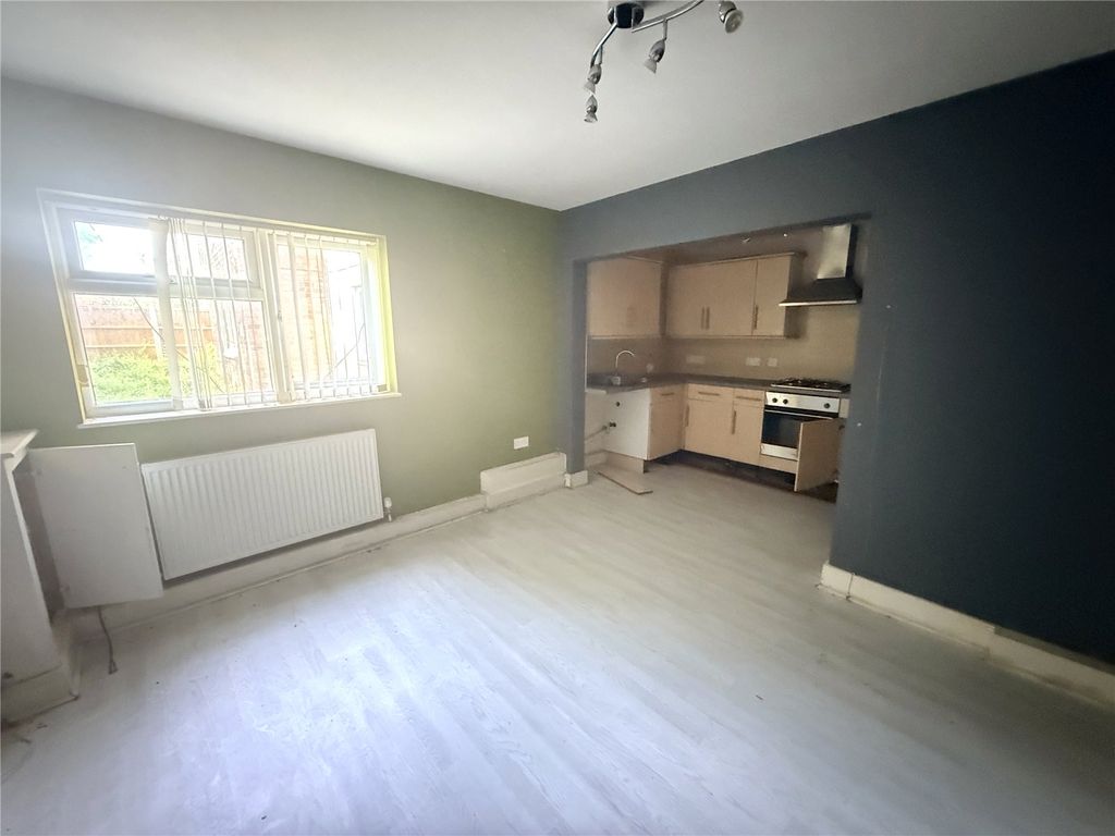 Additional image 13 of 17 bed flat for salePenkett Road, Wallasey, Merseyside CH45
