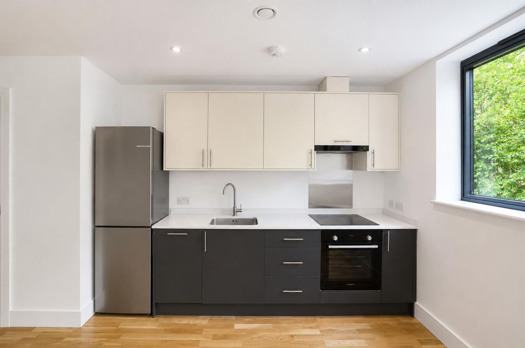 Property photo 1 of 13 Apartment 8Daca.Png