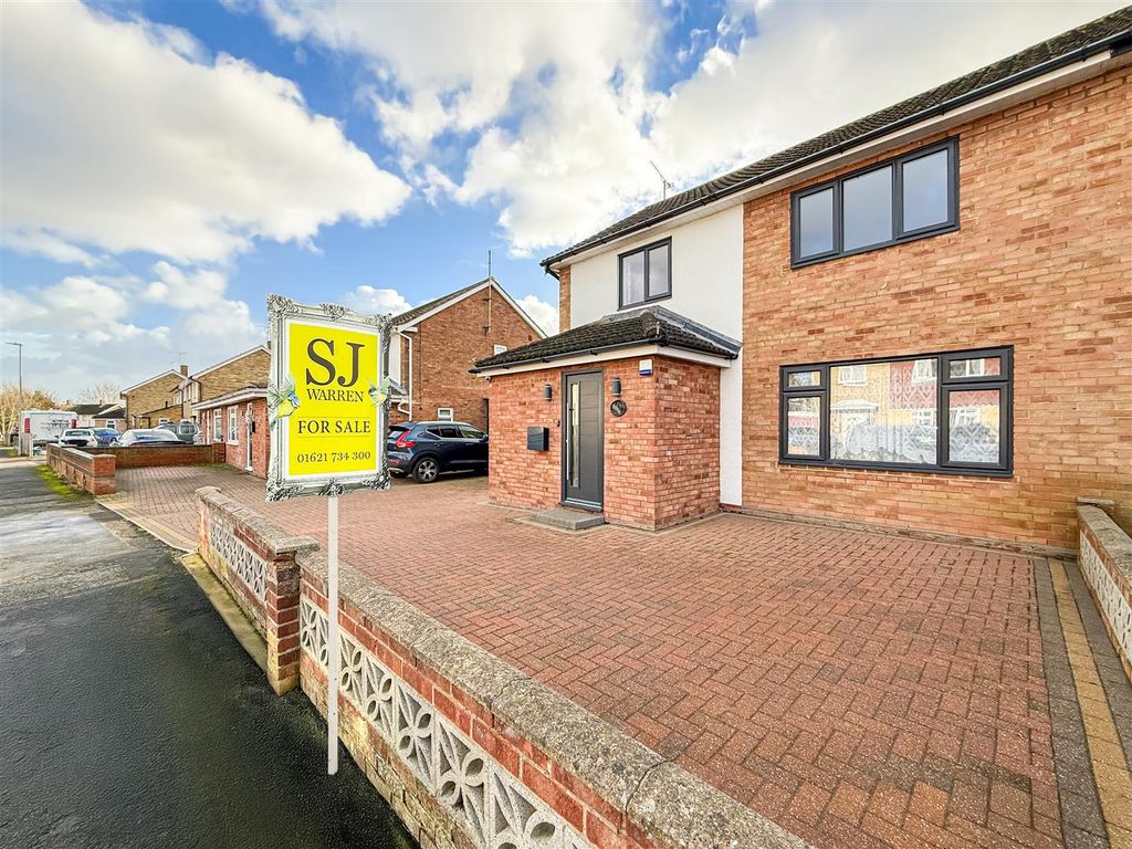 Property photo 1 of 22 Front