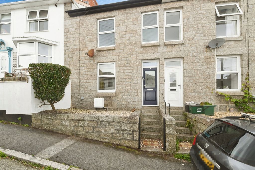 Property photo 1 of 10 Photo