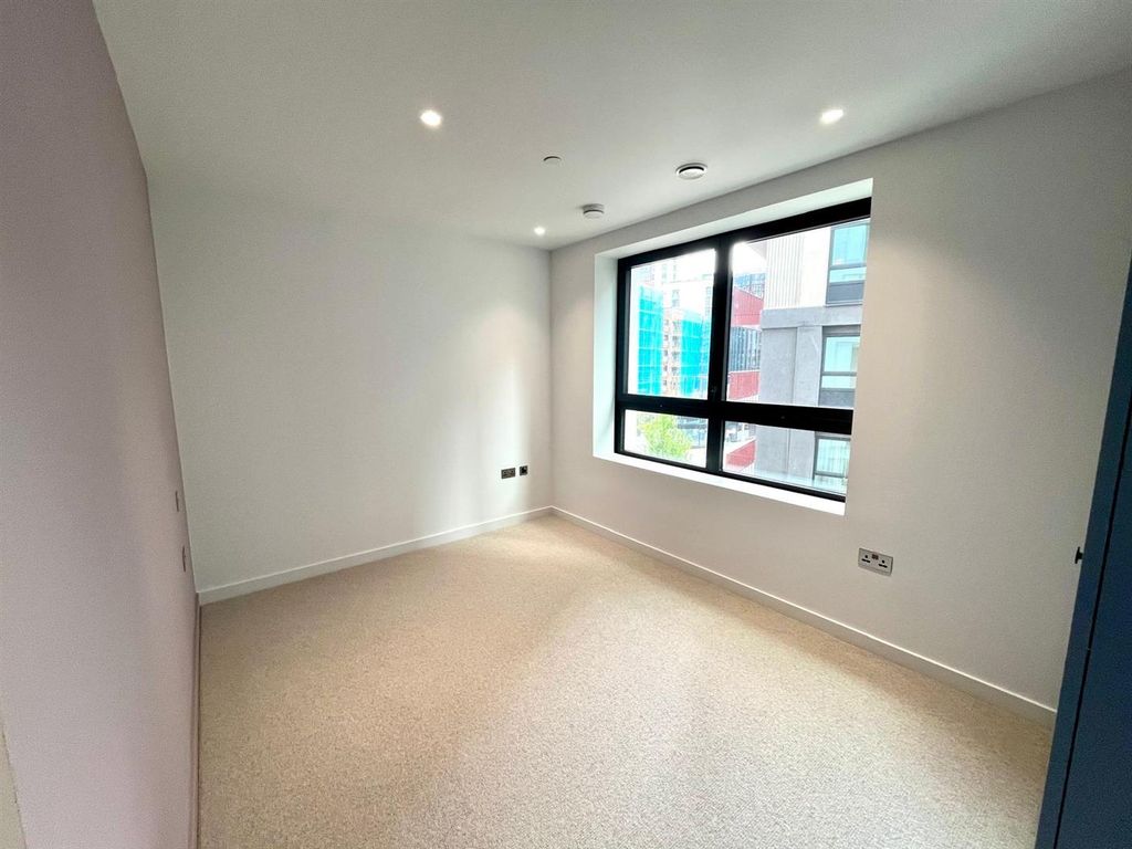 Property photo 3 of 20 Whatsapp Image 2026-04-15 At 13.37.36 (3).Jpeg