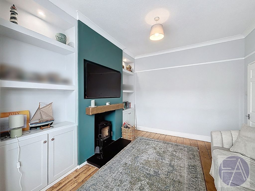 Property photo 3 of 16 4394392