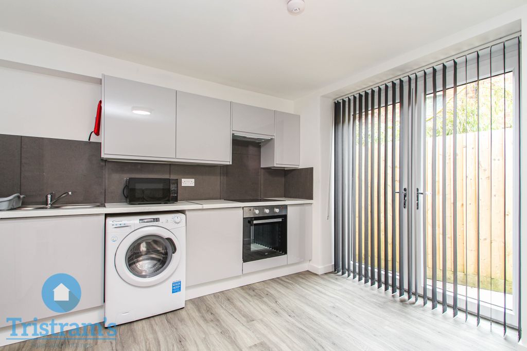 Property photo 1 of 14 Img_5906