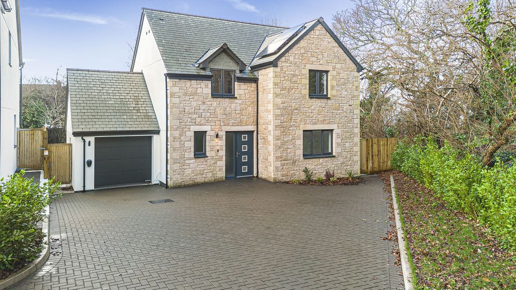 Property photo 1 of 29