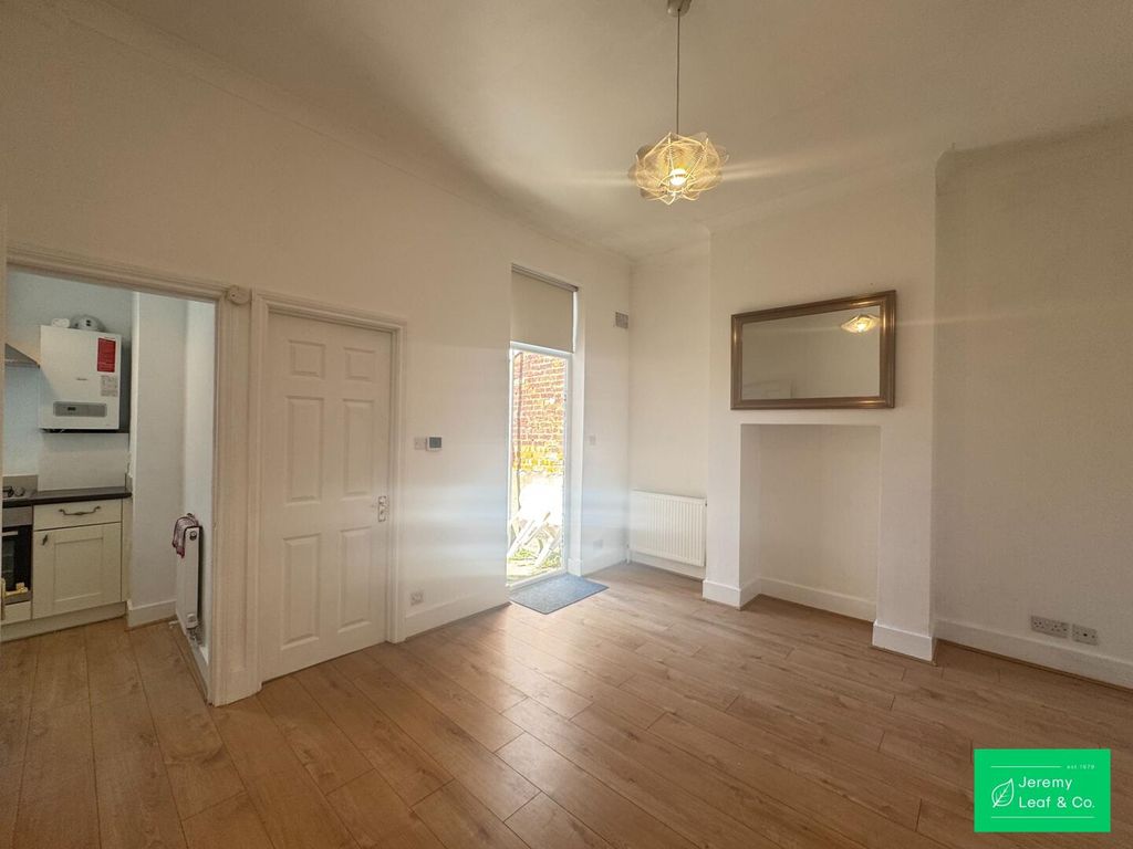 Property photo 2 of 9 Reception Room