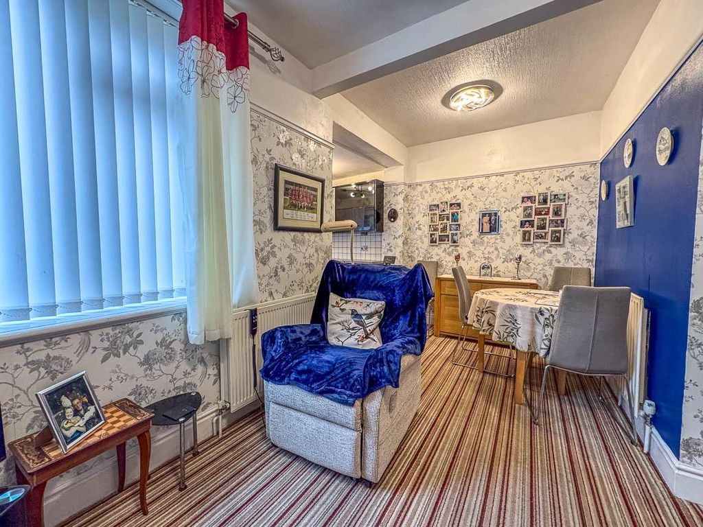 Property photo 2 of 20 19 Victoria Terrace, Douglas (42).Jpg