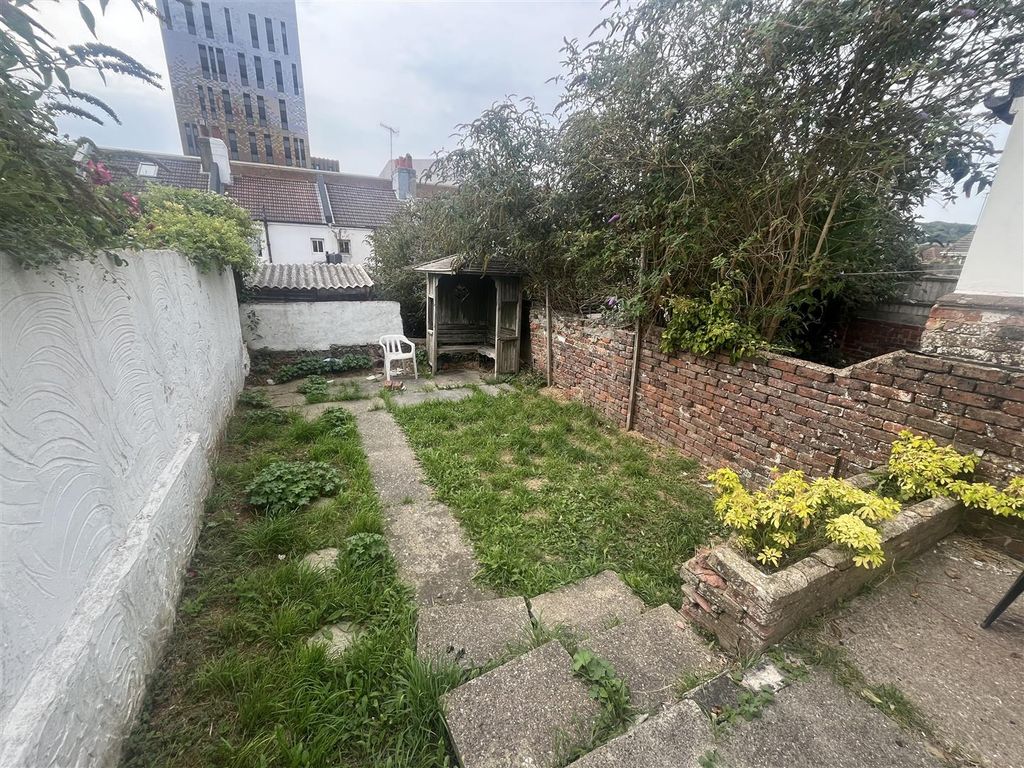 Property photo 2 of 11 Img_3964.Jpg