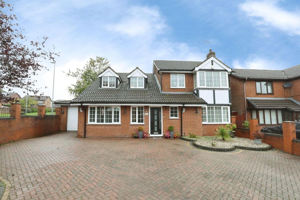 Property photo 1 of 35