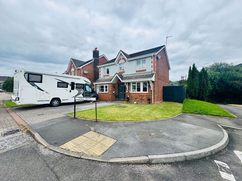 Property photo 1 of 39