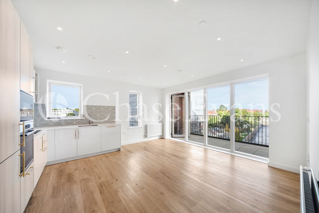 Property photo 1 of 15 Living