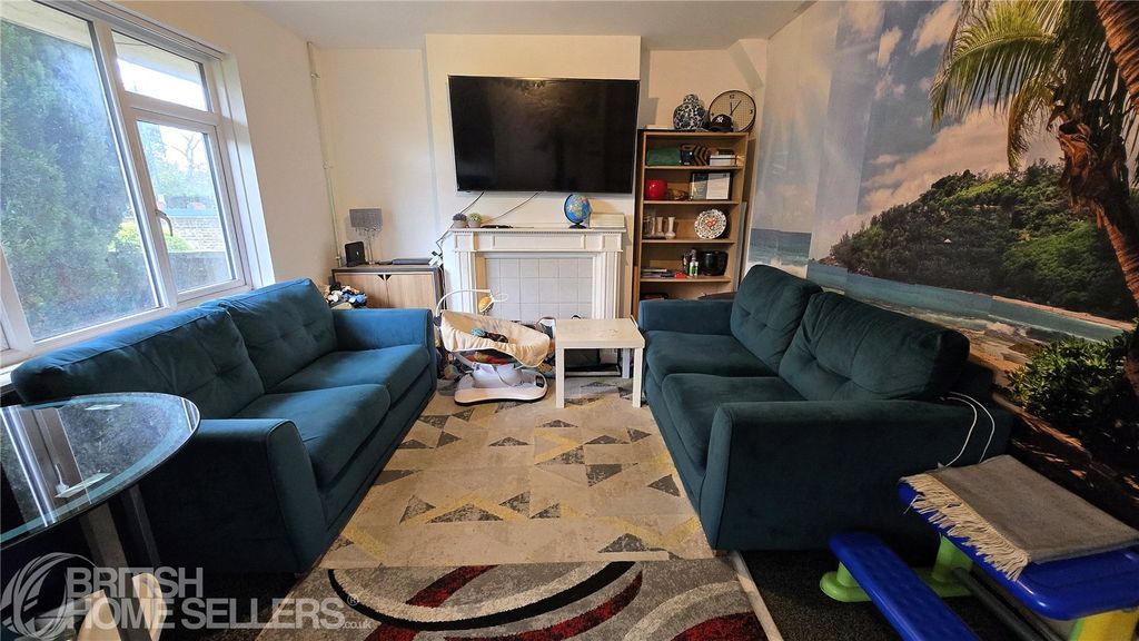 Property photo 3 of 10 Picture No. 09