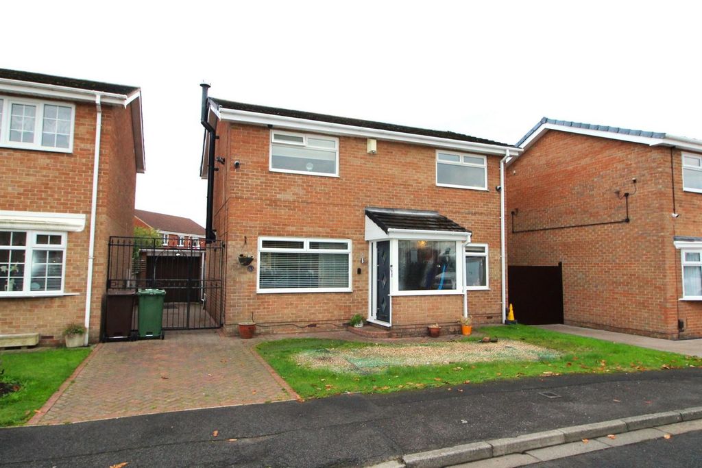 Property photo 1 of 16