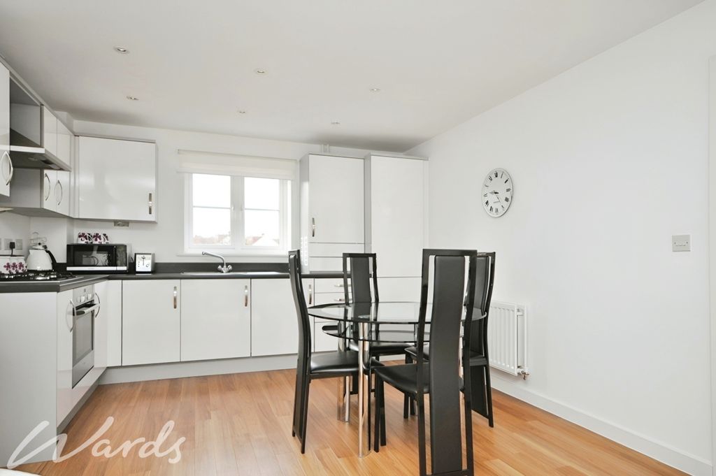 Property photo 3 of 7 Kitchen