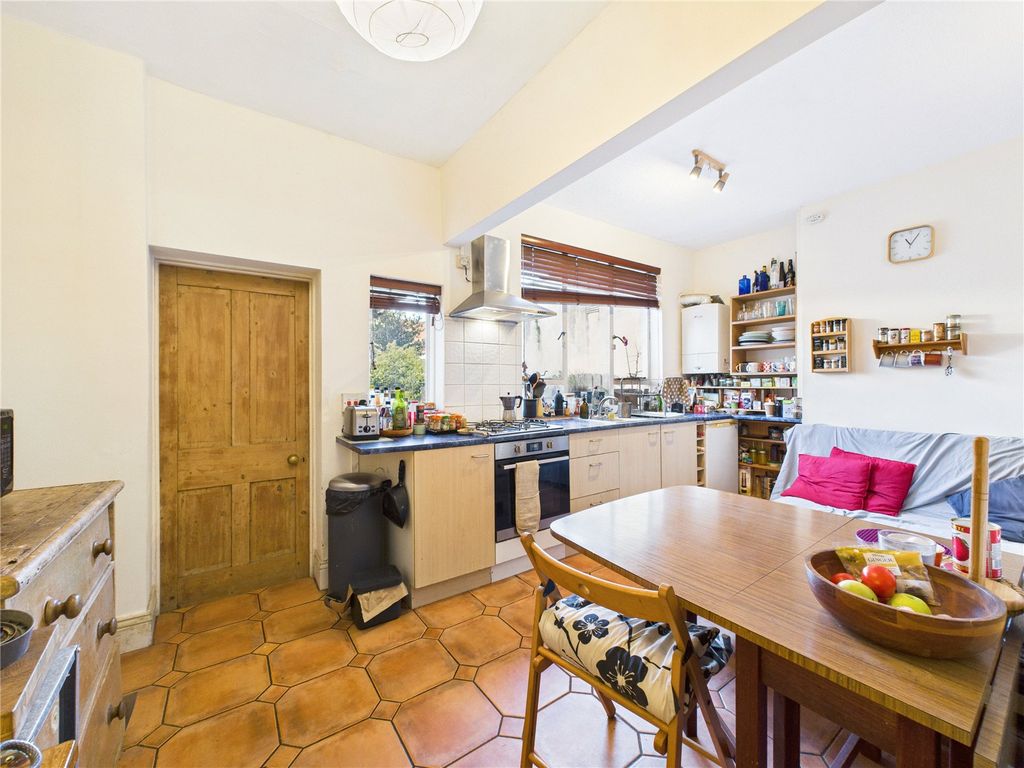 Property photo 2 of 20 Picture No. 08