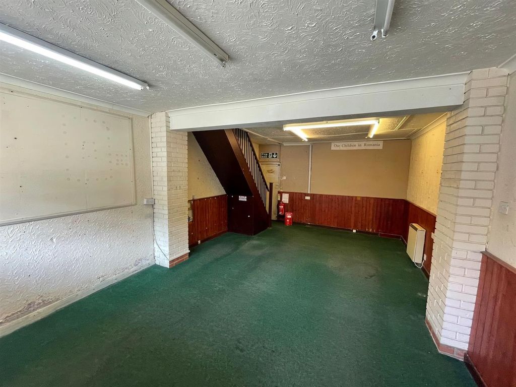 Property photo 2 of 6 Faeaa2Ba-Ed69-43Bc-8B75-c19c57Df7ee8.Jpg