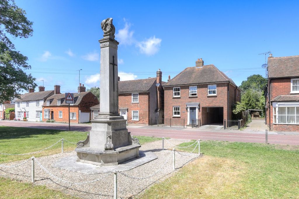 Property photo 1 of 50