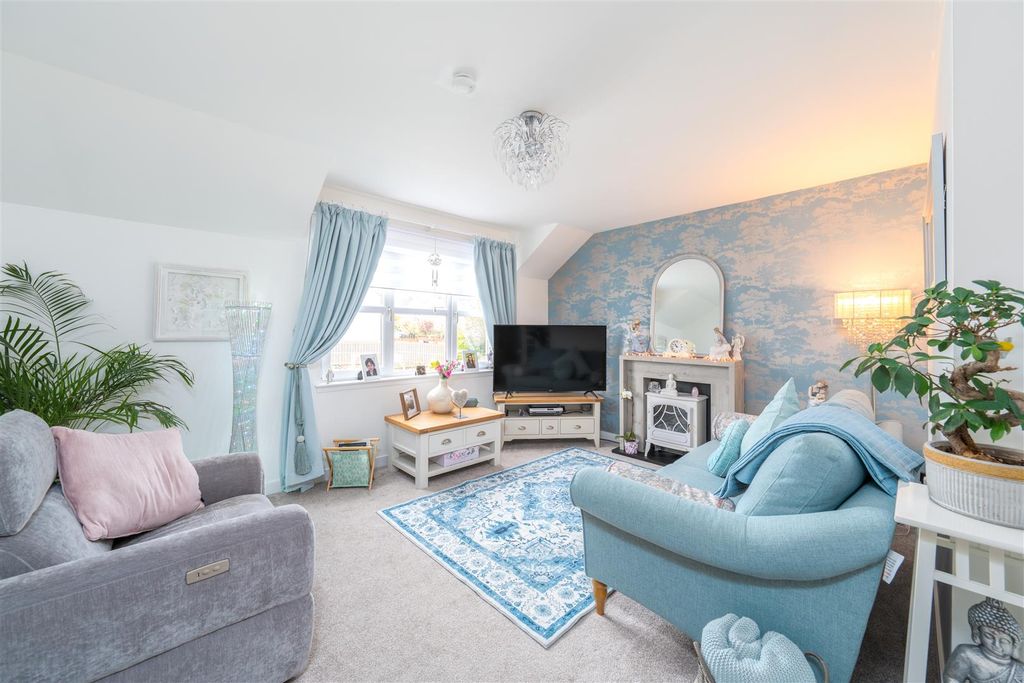 Property photo 2 of 16 18_Strae_Brigs-4.Jpg