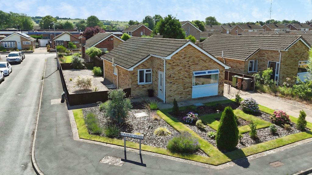 Property photo 1 of 29 5250801