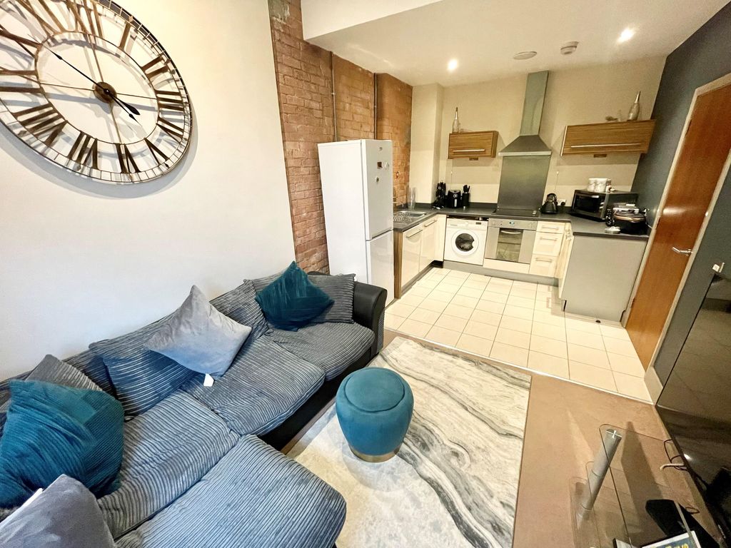 Property photo 3 of 8 Image