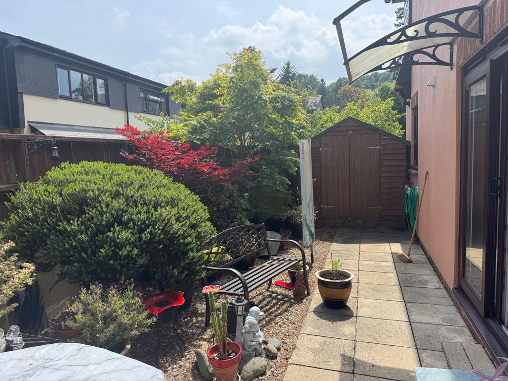 Property photo 2 of 13 Garden 2.Jpg