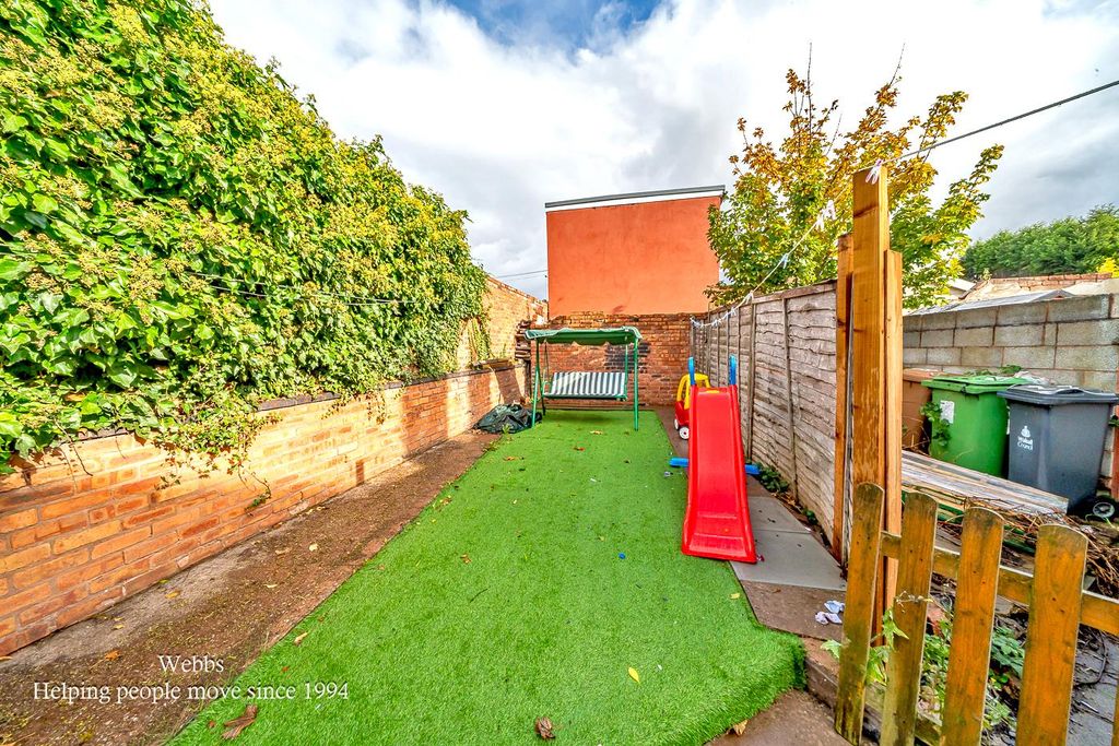 Property photo 3 of 19 Webbs-24.Jpg